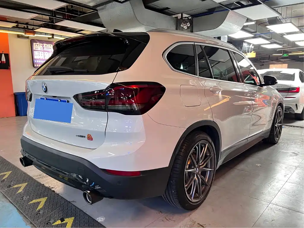 BMW X1 2021 — фото 18