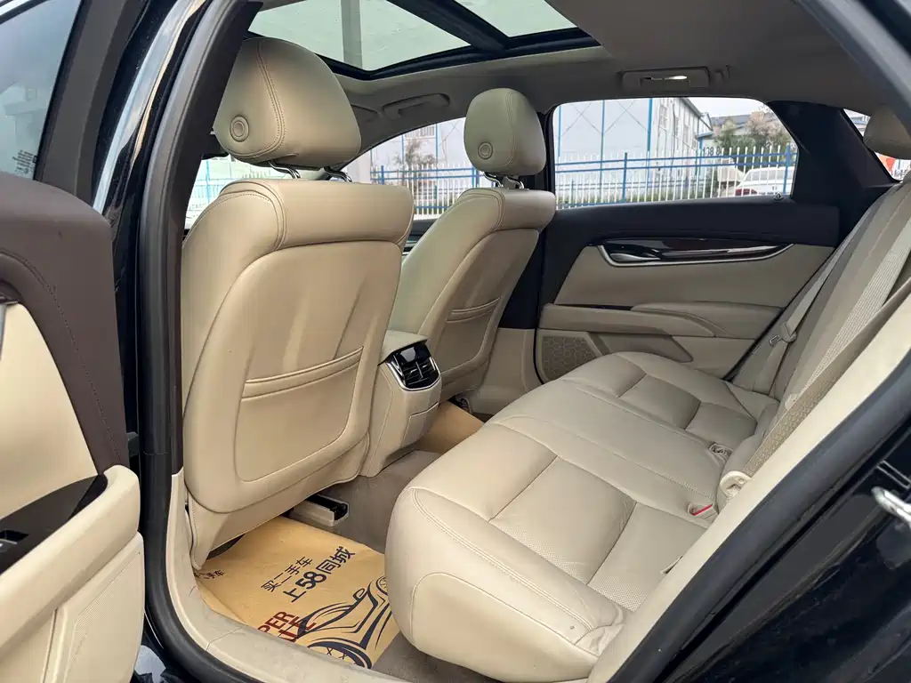 Cadillac XTS 2015 — фото 9