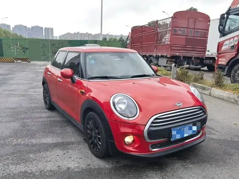 MINI MINI 2019
