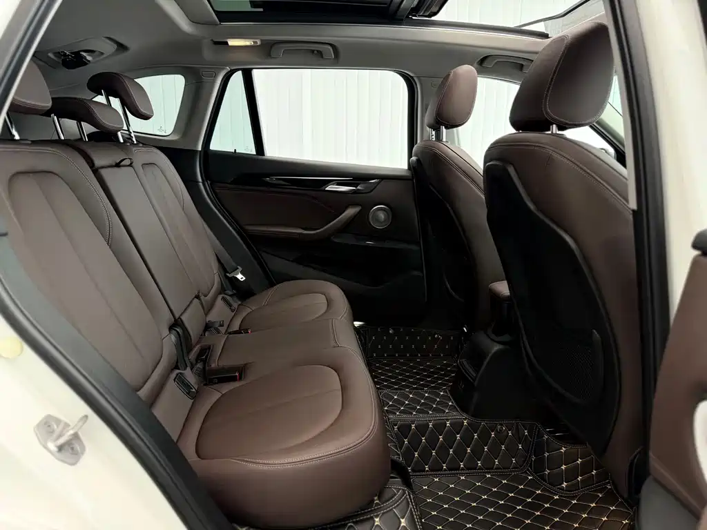 BMW X1 2021 — фото 16