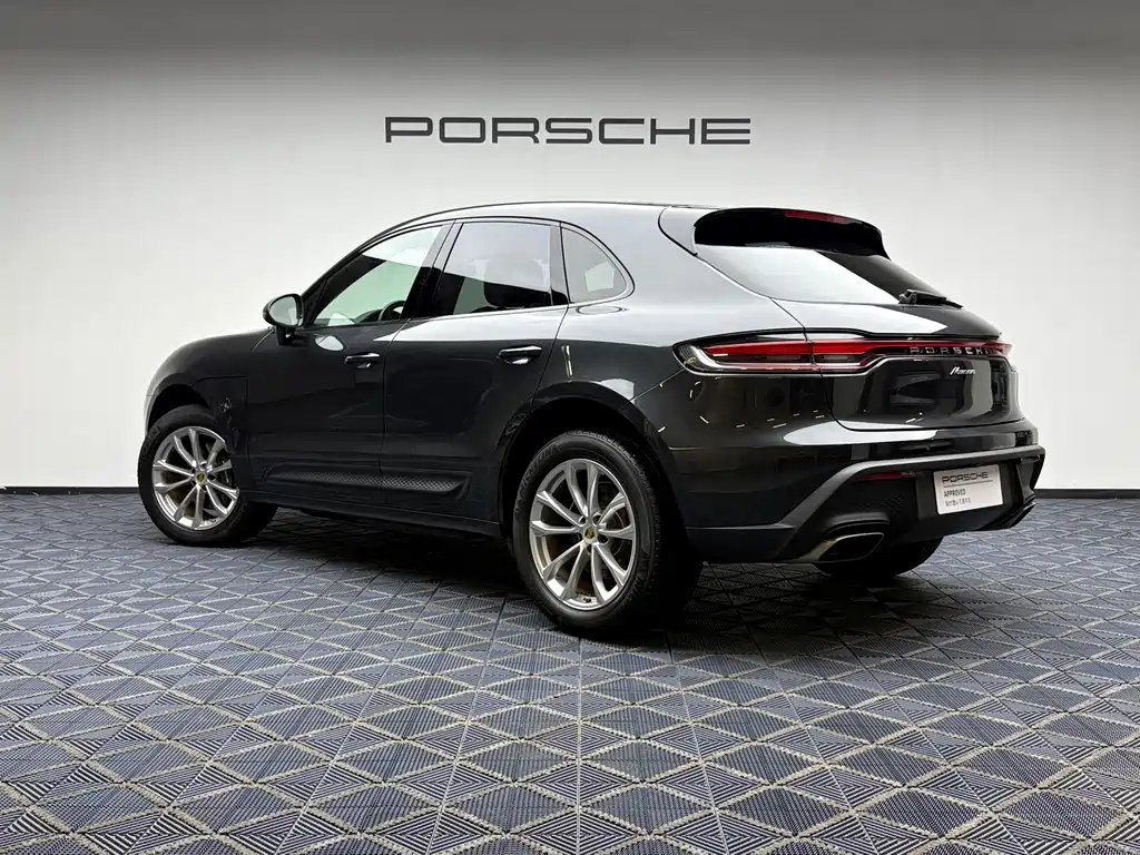 Porsche Macan 2023 — фото 8