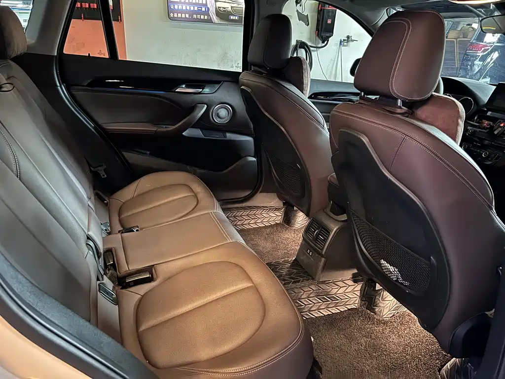 BMW X1 2021 — фото 12