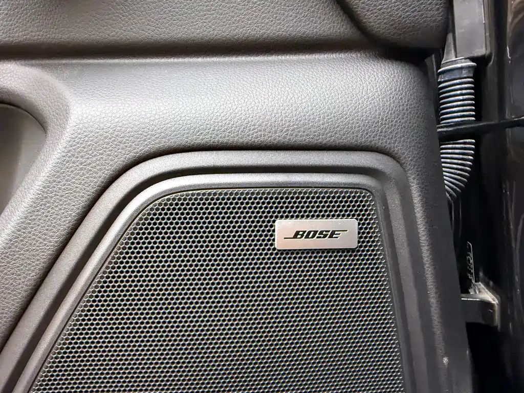 Porsche Macan 2023 — фото 13