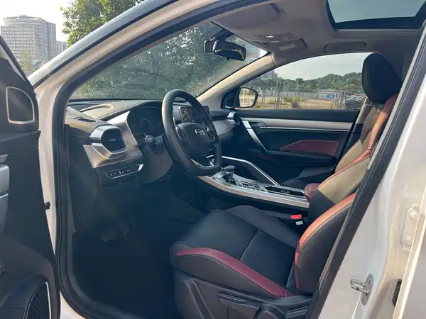 Geely Binyue 2022