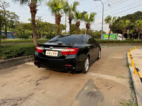 Toyota Camry 2012