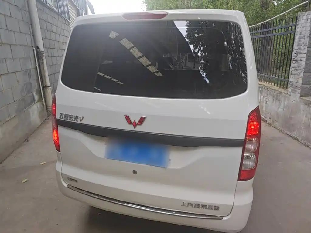 Wuling Hongguang V 2023