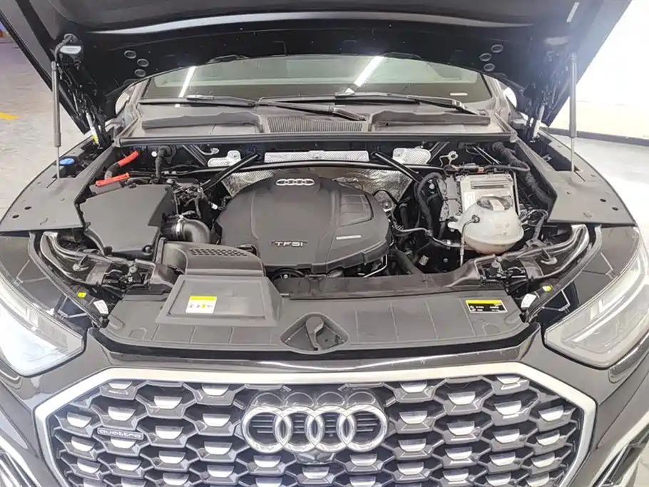 Audi Q5L Sportback 2021 — фото 10