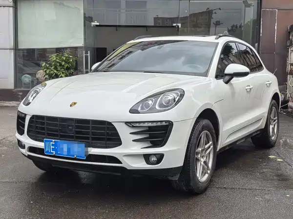 Porsche Macan 2015