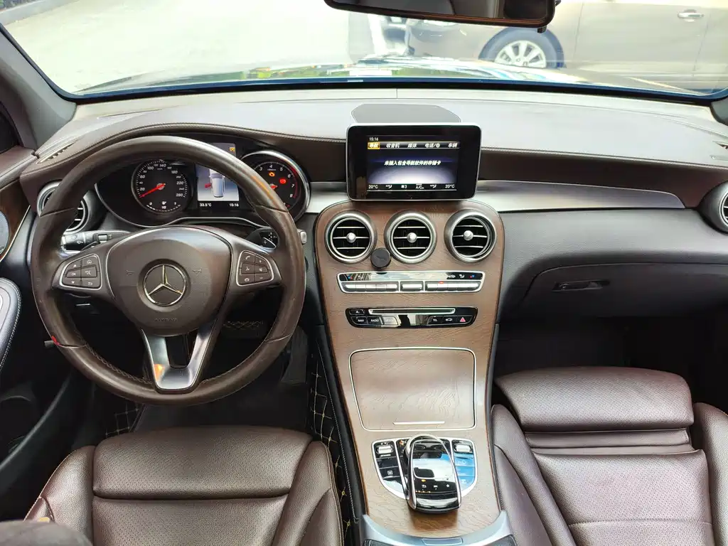 Mercedes-Benz GLC 2019 — фото 10