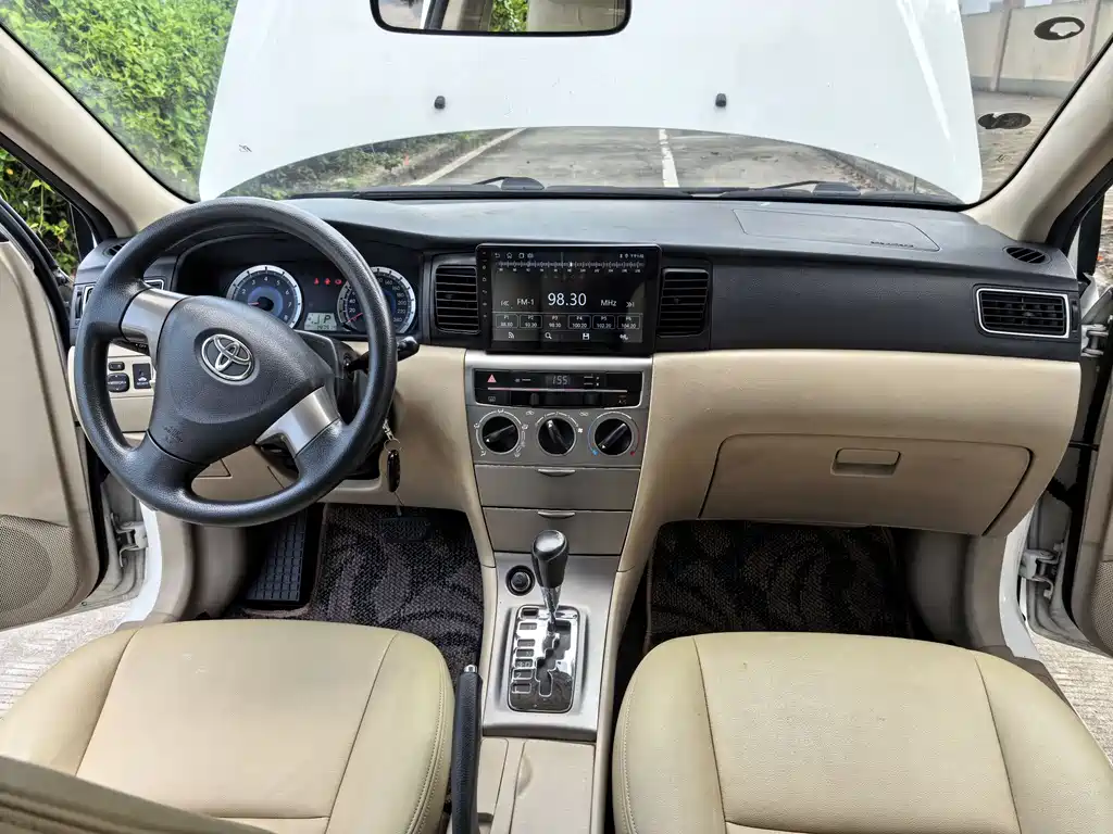 Toyota Corolla 2017 — фото 16