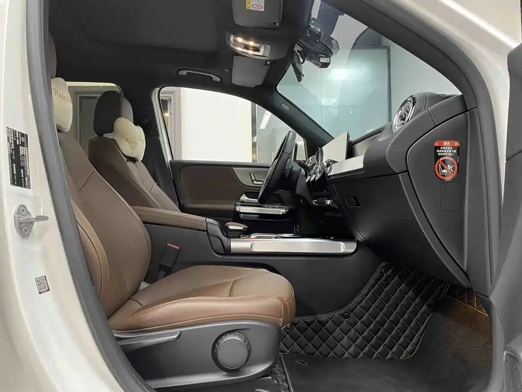 Mercedes-Benz GLB 2022