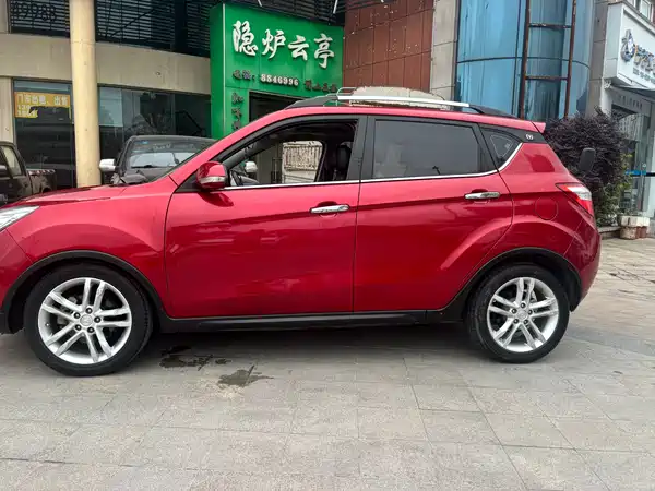 Changan CS35 2015