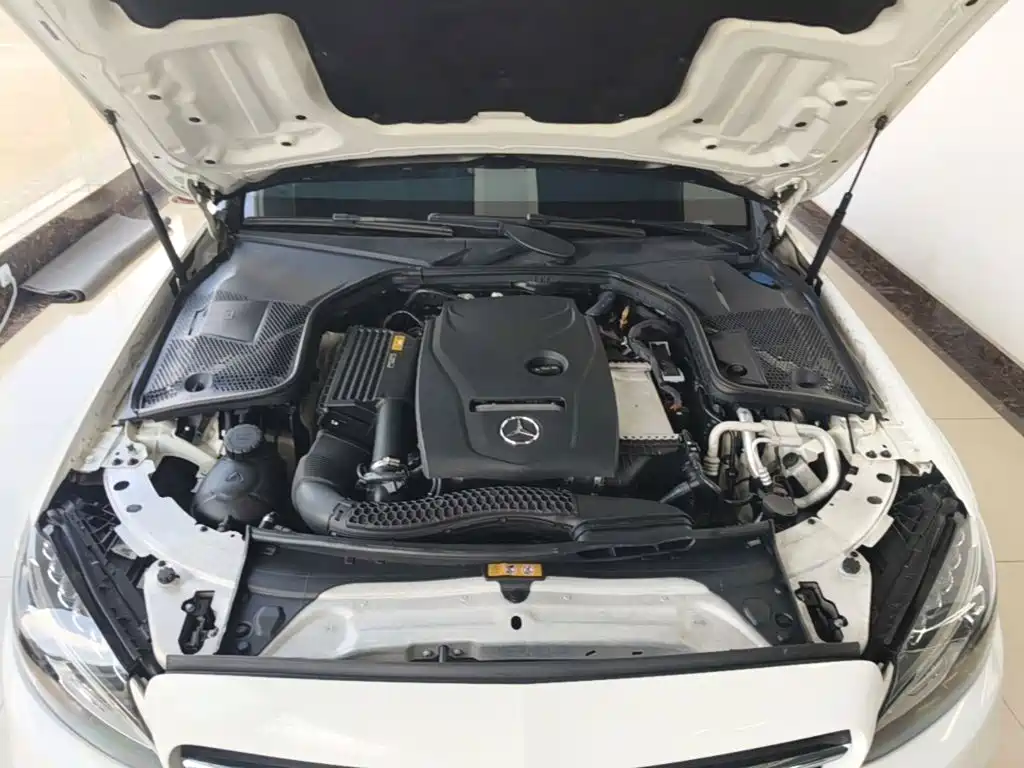 Mercedes-Benz C-Class 2018 — фото 20