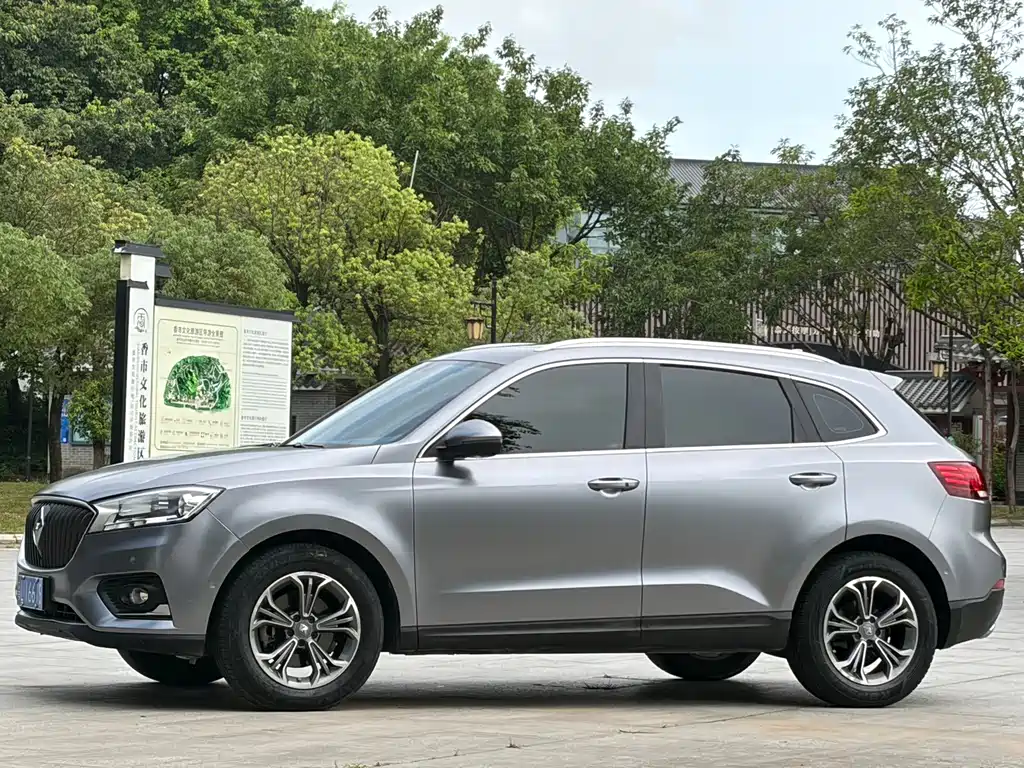 Borgward BX7 2019