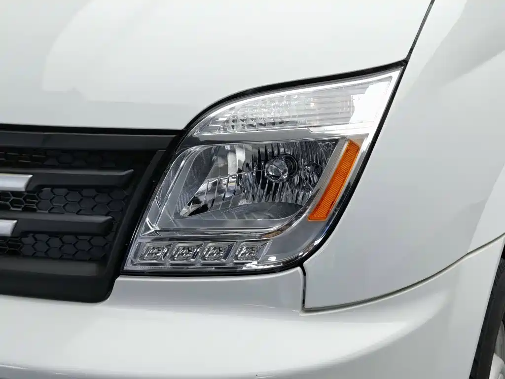 Maxus V80 2023