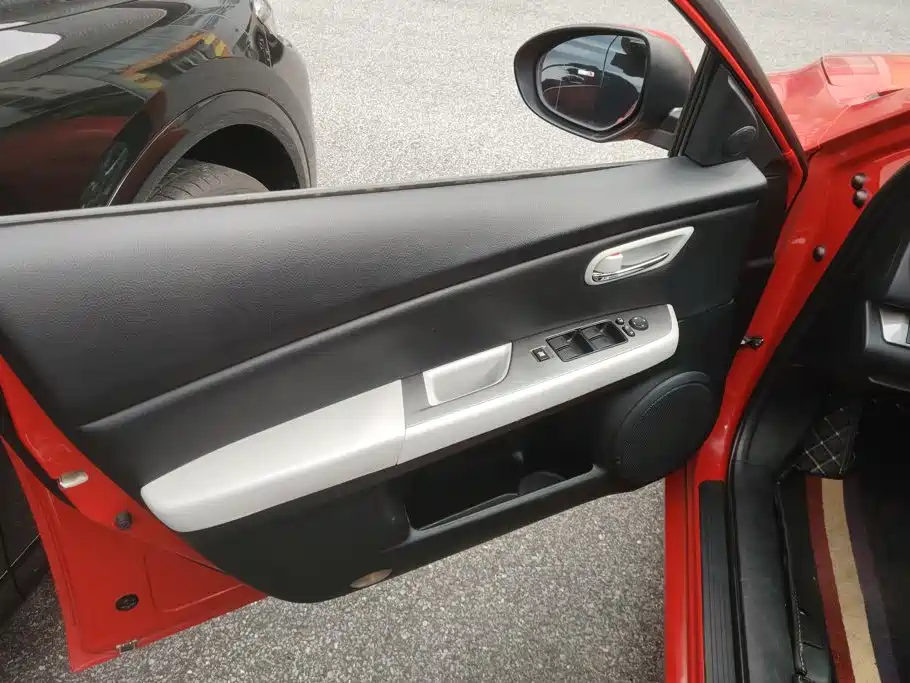 Mazda Ruiyi 2012