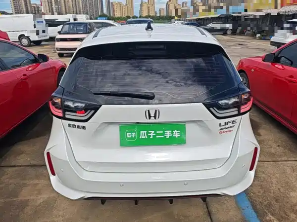 Honda LIFE 2023