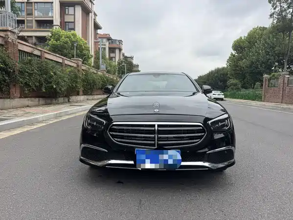 Mercedes-Benz E-Class 2021
