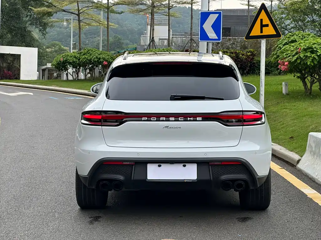 Porsche Macan 2022 — фото 5