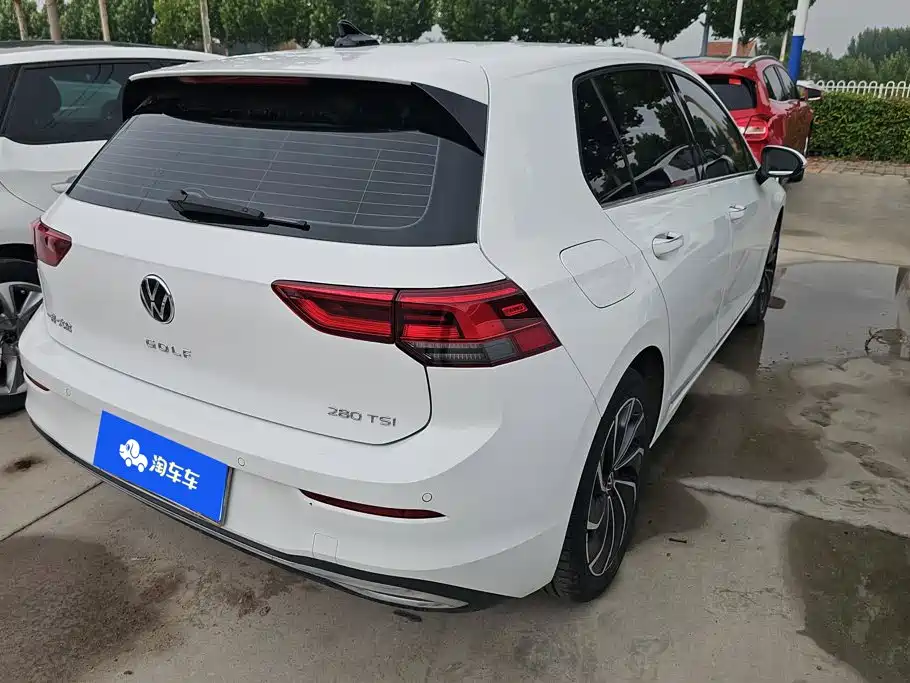 Volkswagen Golf 2022