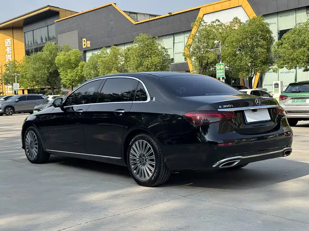 Mercedes-Benz E-Class 2020 — фото 3