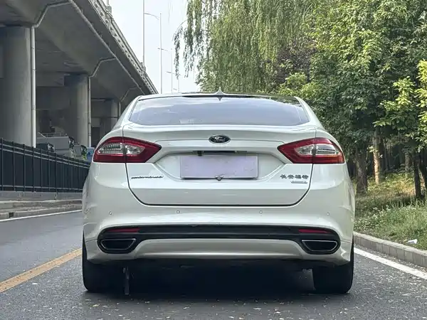 Ford Mondeo 2013