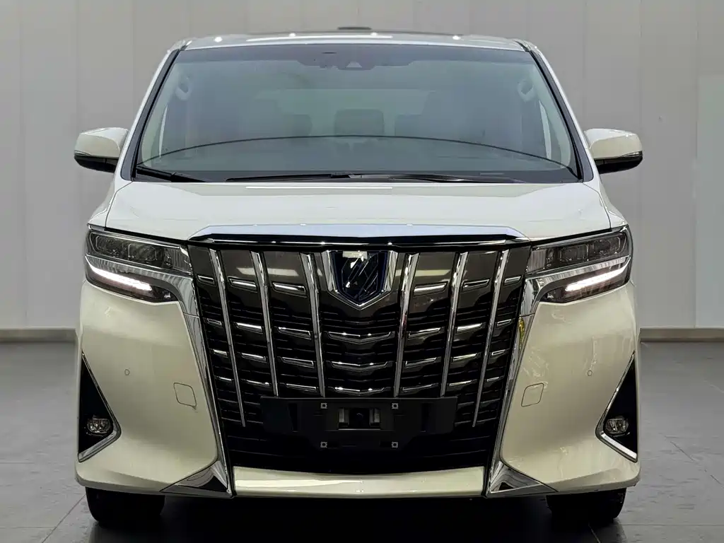 Toyota Alphard 2022 — фото 2