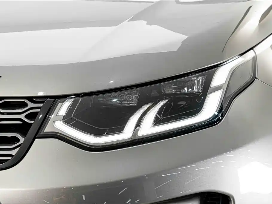 Land Rover Discovery Sport 2021 — фото 4