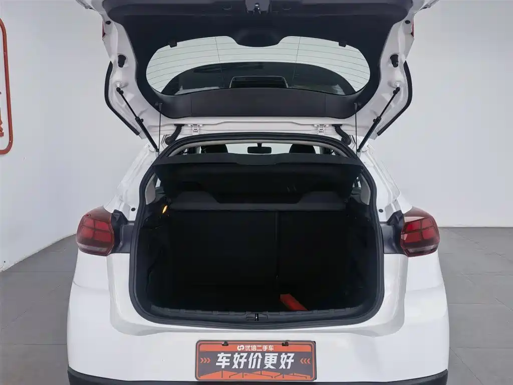 Citroen C3-XR 2023 — фото 16