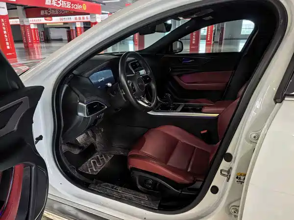 Jaguar XEL 2022