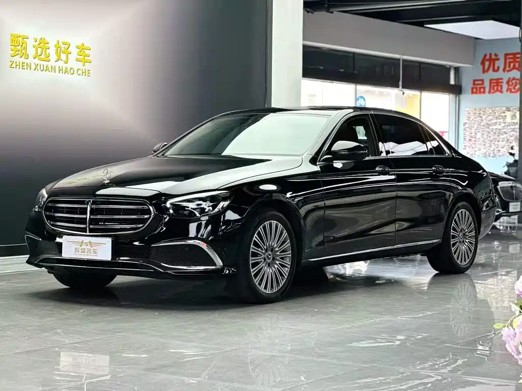 Mercedes-Benz E-Class 2023 — фото 1