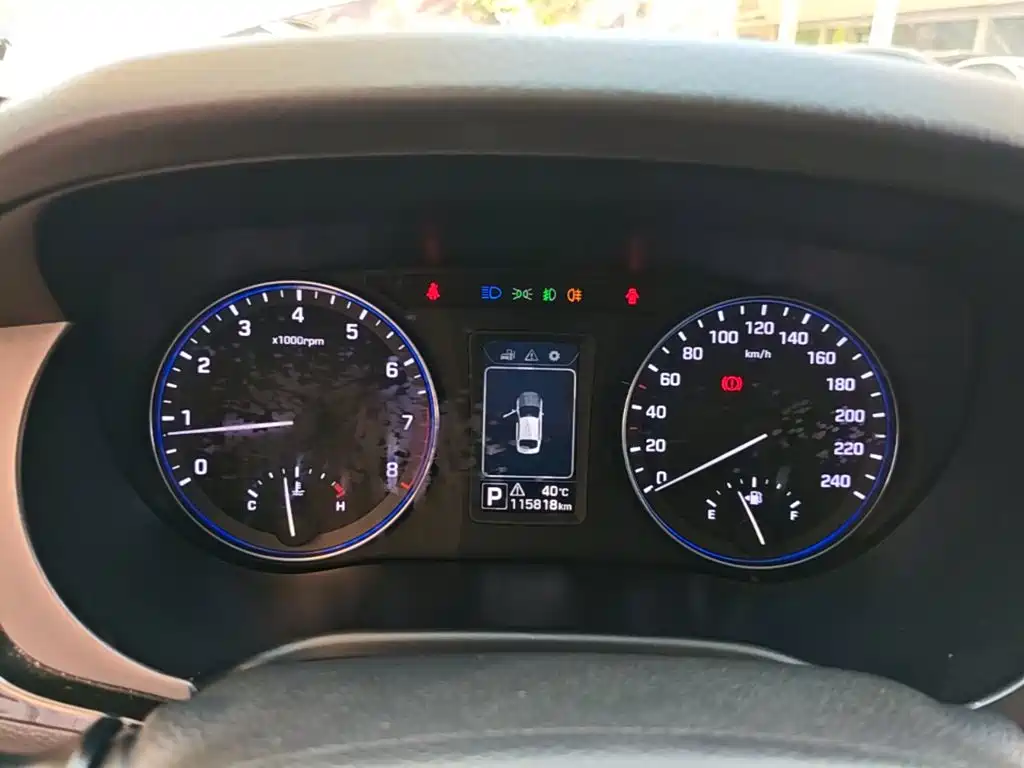 Hyundai Mistra 2015 — фото 12