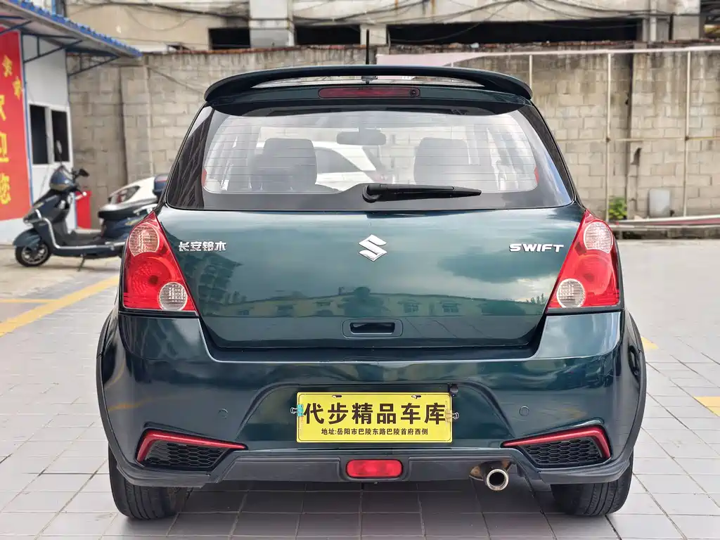 Suzuki Swift 2018 — фото 20