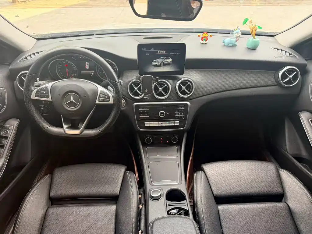 Mercedes-Benz GLA 2019