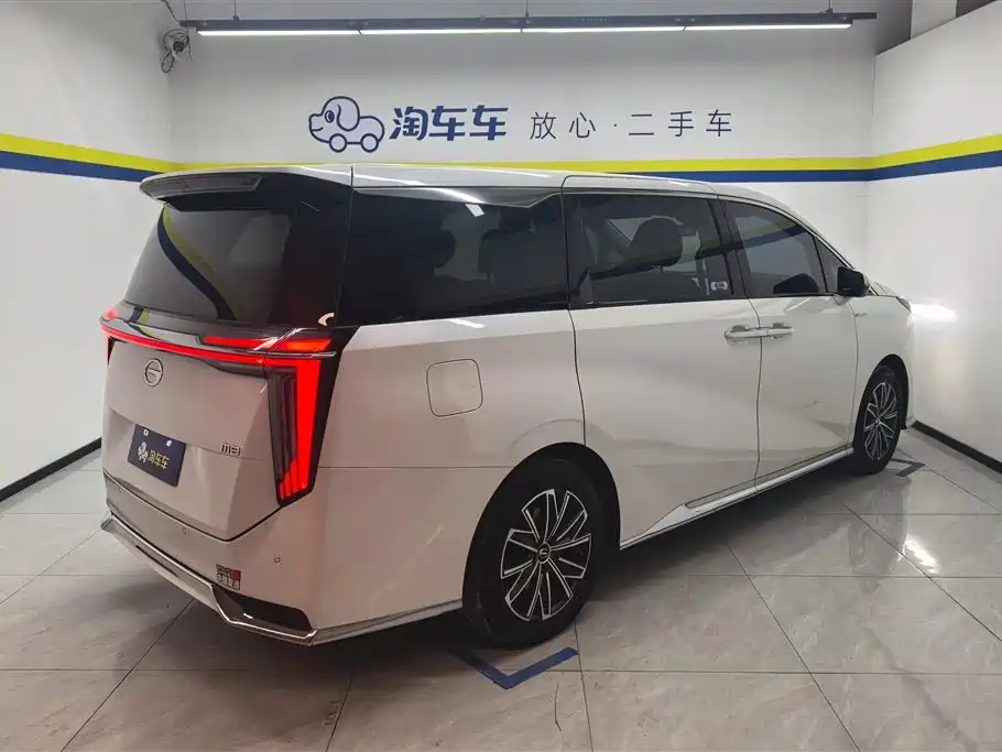 GAC Motor Trumpchi M8 2023 — фото 3