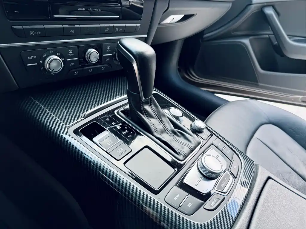 Audi A6 2016 — фото 9