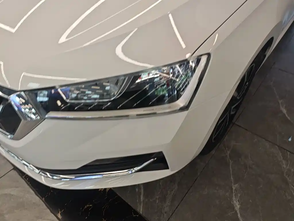 Skoda Rapid 2021 — фото 24