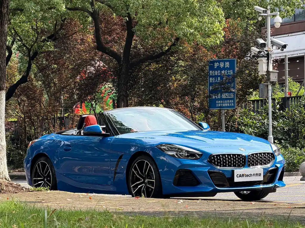 BMW Z4 2023 — фото 3
