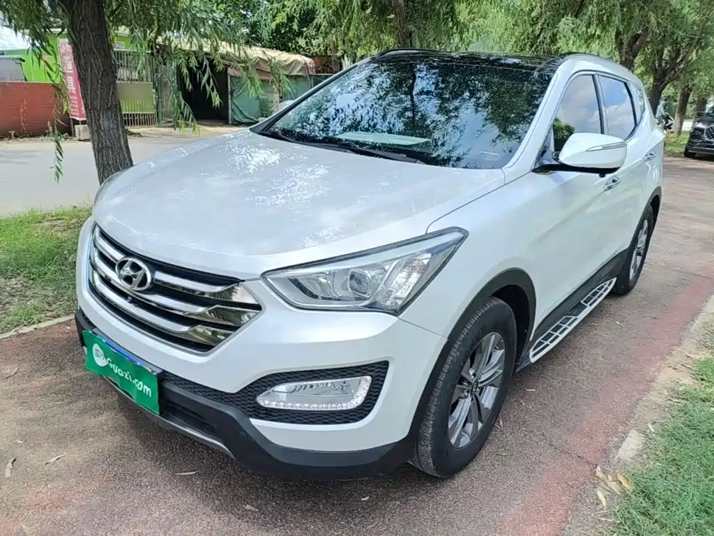 Hyundai Santa Fe 2016 — фото 1