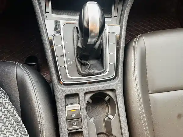 Volkswagen Golf 2020