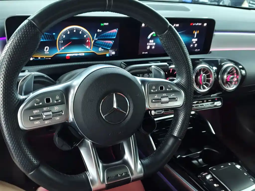 Mercedes-Benz A-Class AMG 2020 — фото 14