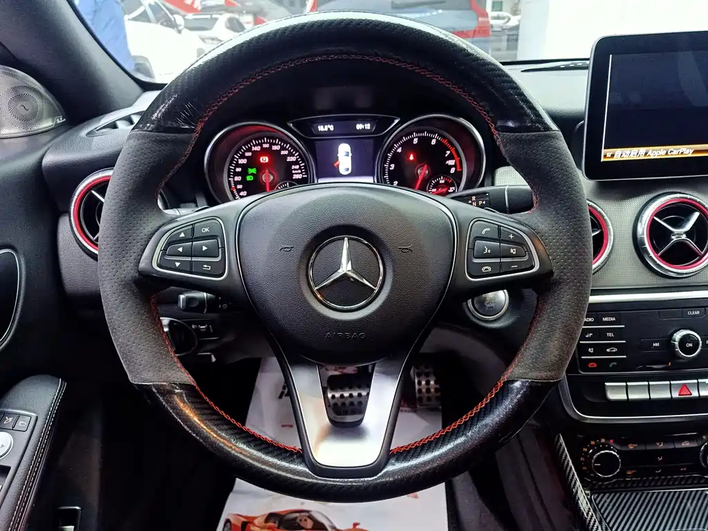 Mercedes-Benz CLA 2018 — фото 17