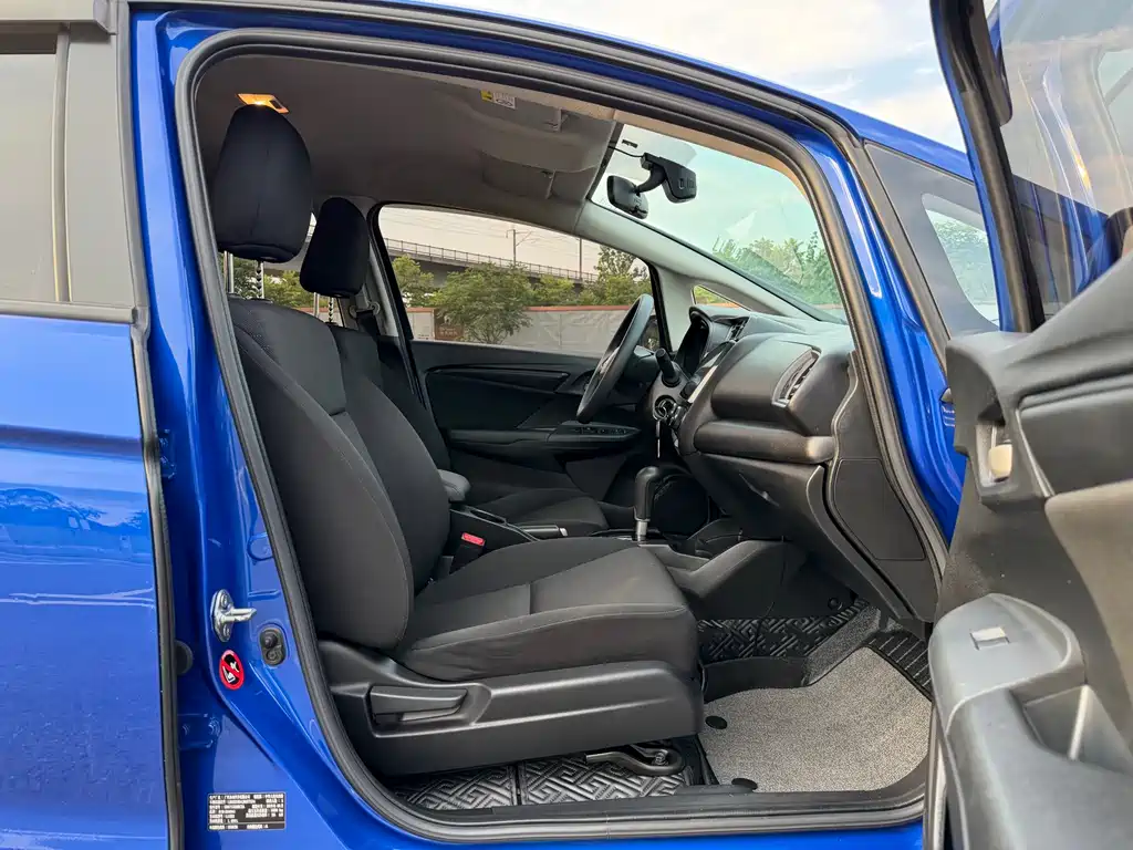 Honda Fit 2018 — фото 12