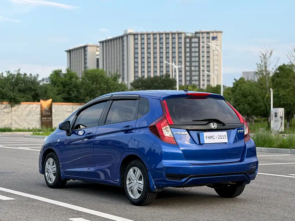 Honda Fit 2018 — фото 15