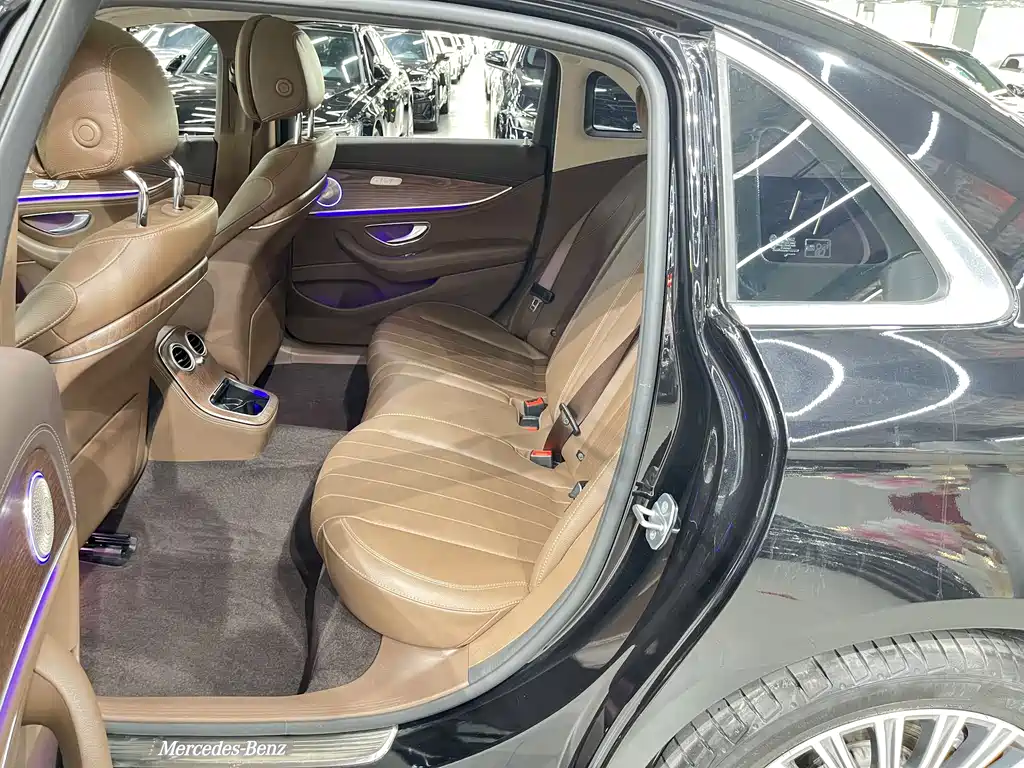 Mercedes-Benz E-Class 2023