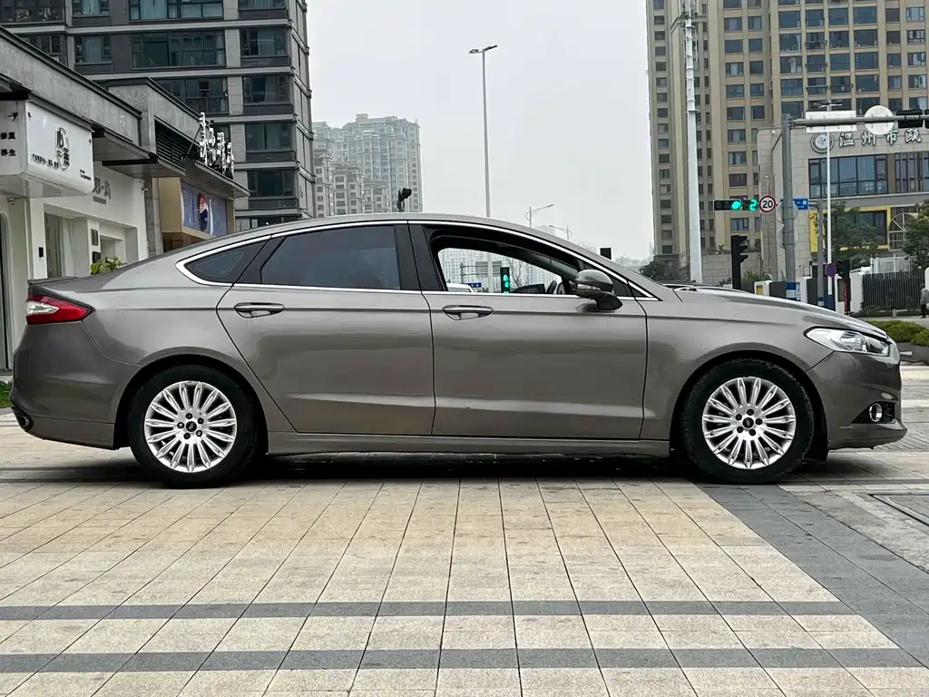 Ford Mondeo 2016 — фото 4
