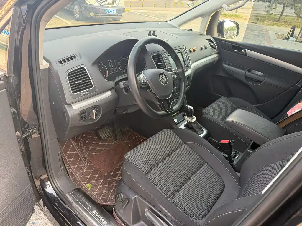 Volkswagen Sharan 2019 — фото 5