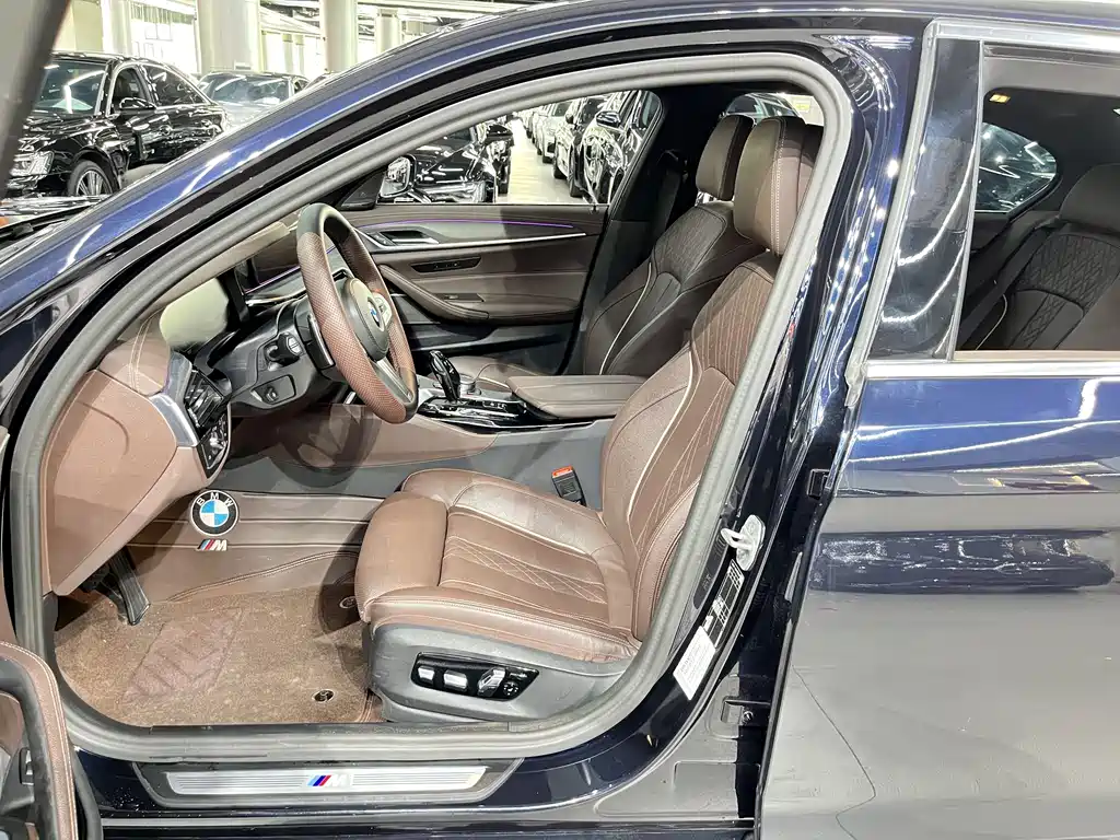 BMW 5 Series 2023