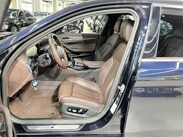 BMW 5 Series 2023