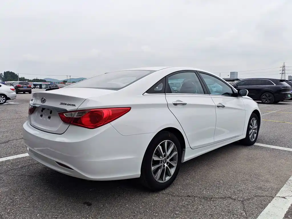 Hyundai Sonata 2015 — фото 5